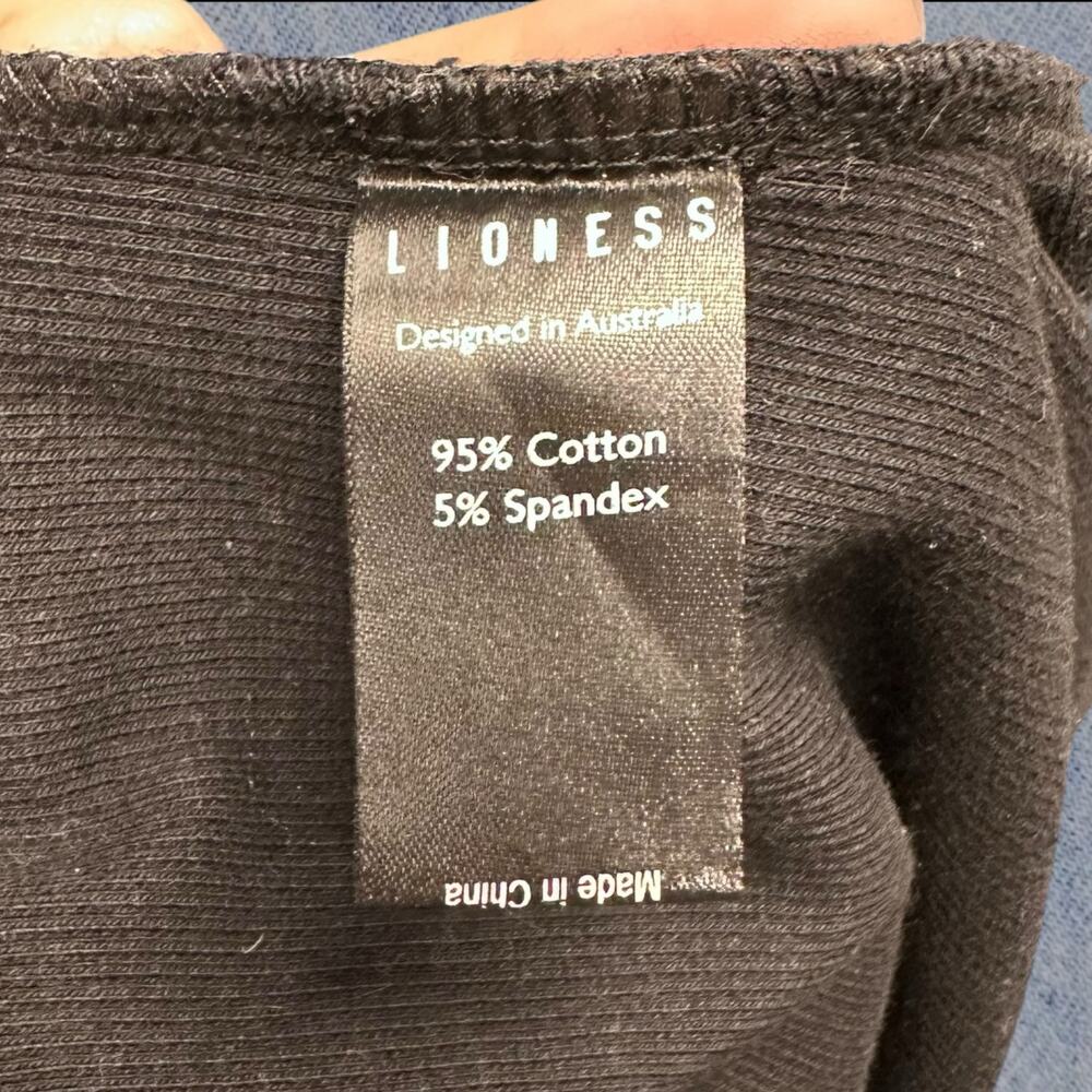 Lioness Don’t Blame Me Black Ribbed Bodycon Mini Dress With Slit- Size 4 - Picture 9 of 9
